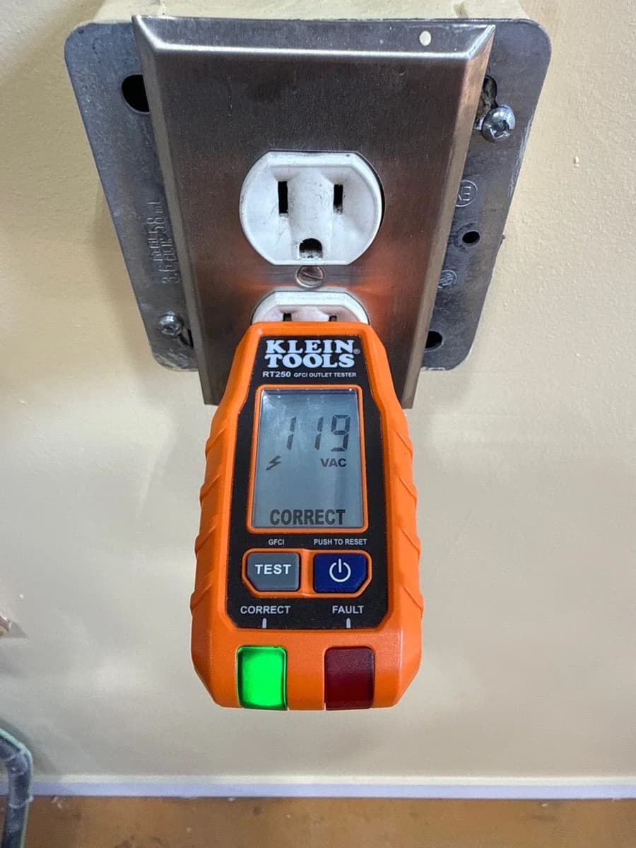 Existing receptacle documented with a correct tester result